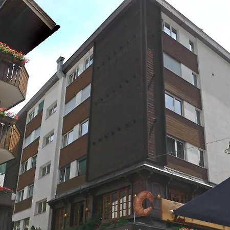 Center By Interhome Apartman Zermatt